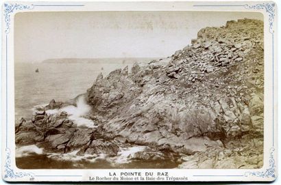 null NEURDEIN. La Pointe du Raz, deux photographies vers 1880. Tirages albuminés...