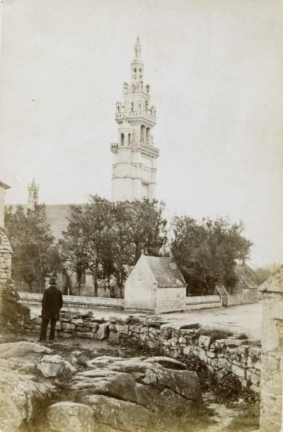 null NEURDEIN.  Roscoff, église Notre-Dame de Croaz-Baz, 1883. Tirage albuminé d'époque...