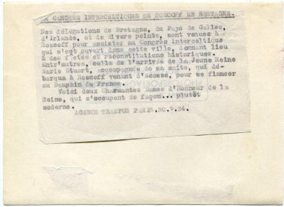 null TRAMPUS. Roscoff, Congrès Interceltique, 1934. Tirage argentique d'époque 12,1...