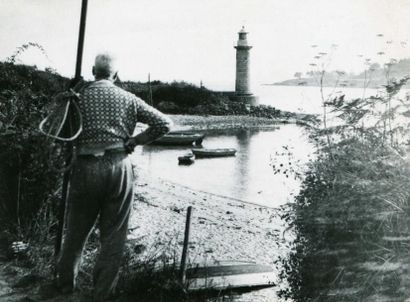 null JOS LE DOARE. Benodet, le phare vers 1940. Tirage argentique d'époque 8,1 x...