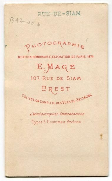 null Emile MAGE. Brest, le rue de Siam, vers 1875. Tirage albuminé, 8,8 x 5,4 cm,...