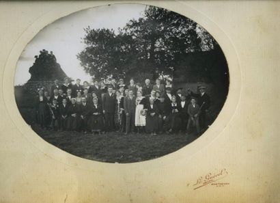 null LE GUEVEL. Photographie de mariage, vers 1930. Tirage argentique d'époque, 16,8...