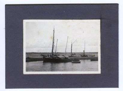 null Photographe non identifié. L'île aux Moines, vers 1900. Tirage argentique d'époque,...