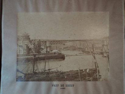 null Emile MAGE. Brest, deux photographies du pont tournant, vers 1880. Tirages albuminés...