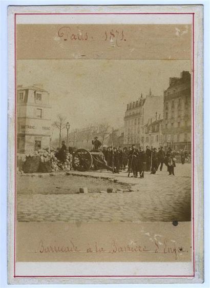 null J.-B. GOMEZ. La Commune, 1871, barricade de la barrière d'Enfer. Tirage albuminé...