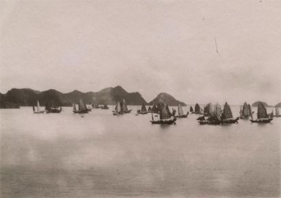 null Photographe non identifié. Indochine, dix-sept photographies (17) vers 1880-1890....
