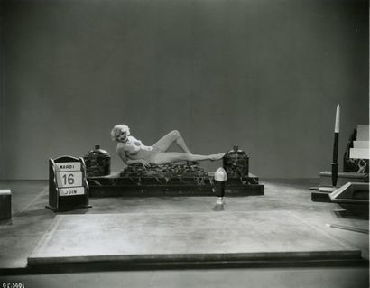 null Scène du film «  il est charmant », de Louis Mercanton, 1932. Tirage argentique...