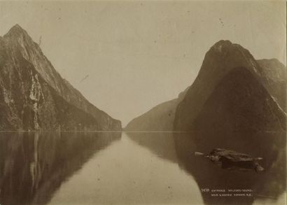 null MUIR & MOODIE. Nouvelle-Zélande, six (6) photographies vers 1890-1900. Tirages...