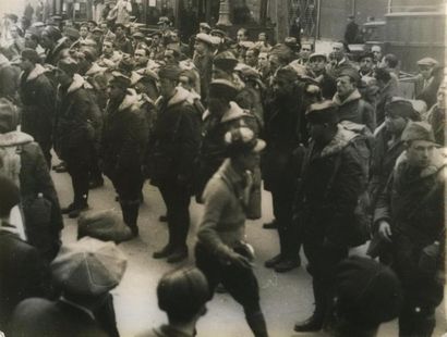 null GUERRE d'ESPAGNE. Dix photographies (10), 1936-1939. Tirages argentiques d'époque,...