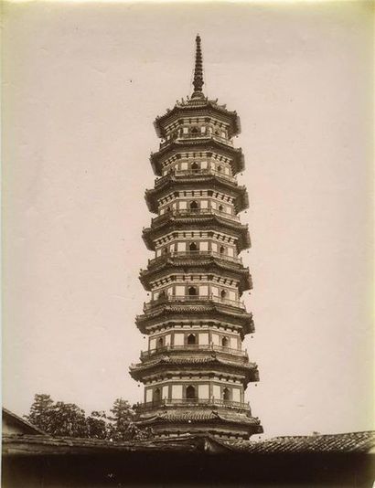 null Photographe non identifié. Chine, Canton : 6 photographies vers 1880. Tirages...