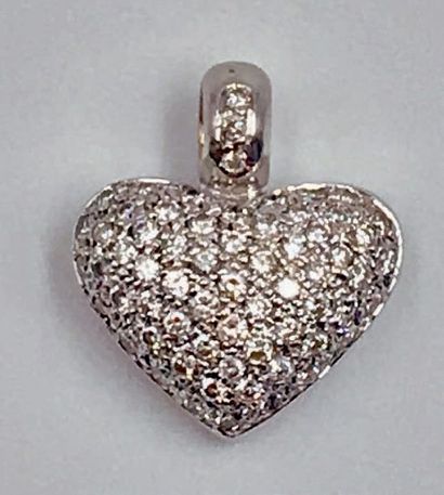 PENDENTIF «coeur» en or gris (750 millièmes)...