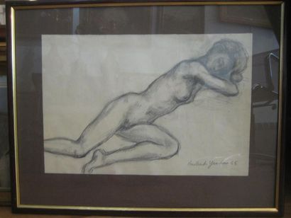 null HUBERT YENCESSE 
Femme nue endormie 
Fusain sur papier
50,5 x 33,5 cm 