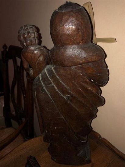 null Sculpture de Vierge à l'enfant.
H. 40,5 cm (hors socle)
Manques