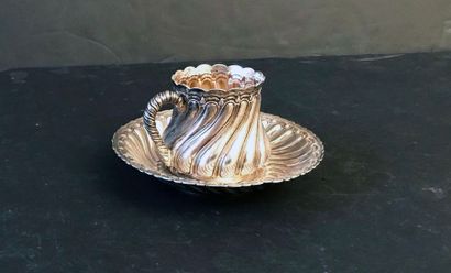 null Cup and saucer in silver 950 °/°°° with torsos ribs, silversmith Boivin, Weight:...
