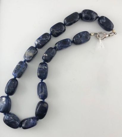 Necklace of sodalite pebbles