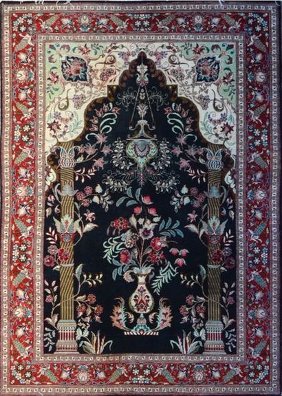 null Fine silk ghum (iran) circa 1985. Prayer mat. Technical characteristics: Silk...
