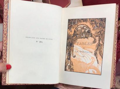 null Lot LA FONTAINE

- Contes et Nouvelles en vers. Illustrés par Eisen. Crès, 1922,...