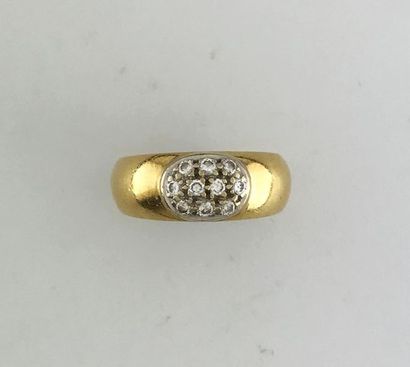 Wedding band in 750°/°° gold with diamond...
