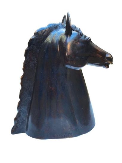null Georges Guyot : Horse head 

Signed artist's proof, IV / V

bronze

Circa 1955

H:...
