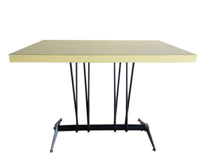 null Jean Prouvé :Rectangular table Aero Club

yellow melamine wood on metal frame...