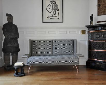 null Florence KNOLL : Sofa

Copper foot

Ed. Knoll, circa 2012

176 X 82 X 77 cm
