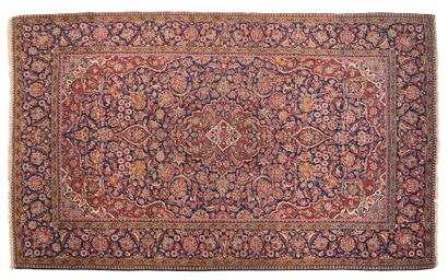 null Carpet KACHAN (Iran), 1st third of the century. Technical characteristics: Wool...