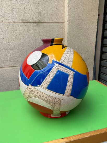 null Longwy: Ball vase - The electric tower 

Tribute to Robert Delaunay 

Created...