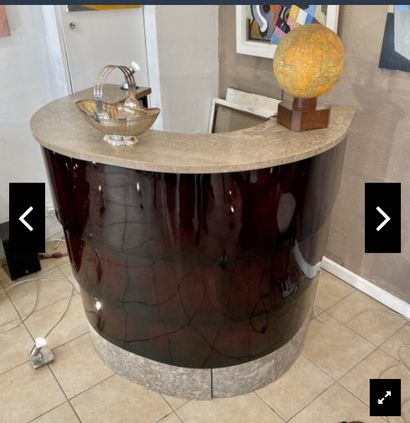 null Rio rosewood veneer and marble slab bar counter 

Art deco

(Fully restored)...