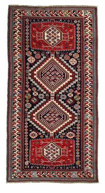 null Original tapis KABRISTAN (Caucase), fin du 19e siècle

Dimensions : 220 x 115cm...