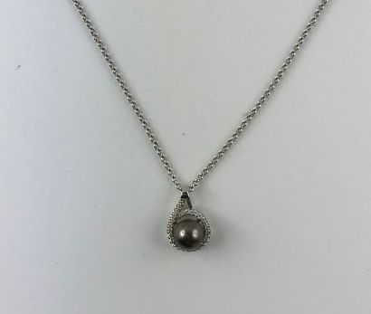 null 925 silver chain and pendant set with a Tahitian cultured pearl in a zirconium...