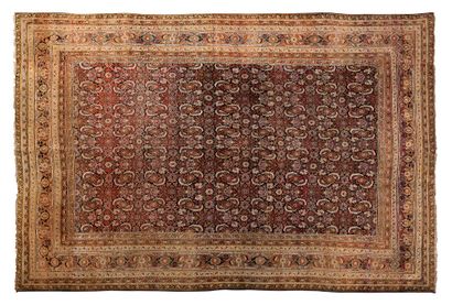 null Exceptional and important AGRA carpet (India), late 19th century

Dimensions...