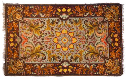 null KILIM BESSARABIEN carpet (Romania), early 20th century

Dimensions : 310 x 185cm.

Technical...