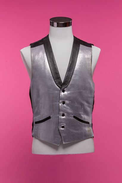 VESTE DE COSTUME ET GILET pour Martin Gore, Tour of the Universe, 2010 VESTE DE COSTUME...