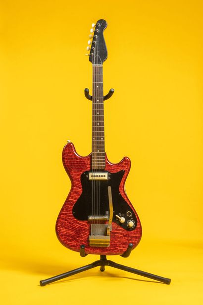 Guitare Klira Guitare 
Solid Body de marque Klira, modèle Triomphator deluxe, circa...