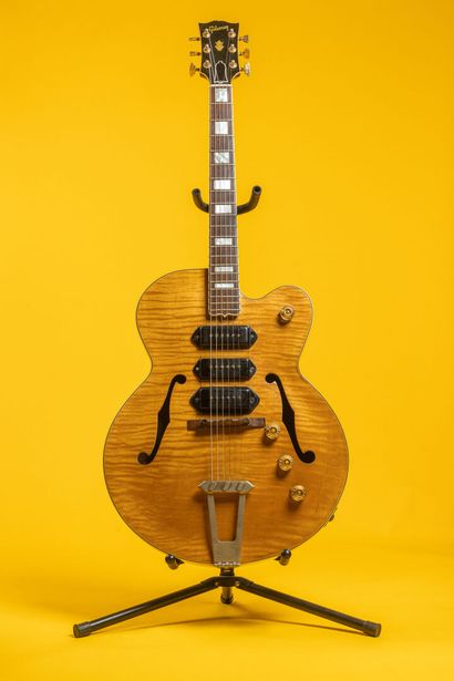 Guitare de T-Bone Walker Guitare électrique 
Archtop hollow body de marque Gibson,...