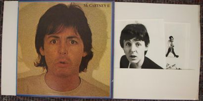 null Paul McCartney : II LPs COLUMBIA FC36511 

(VG+ / EX) US + press kit