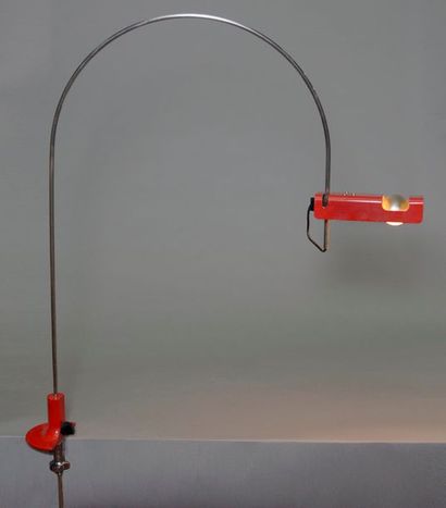 null Joe COLOMBO (1930-1971)

Lampe en étau Spider, modèle crée en 1965

Edition...
