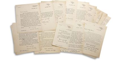 CHURCHILL WINSTON (1874-1965). 29 signed letters, signed « Winston S. Churchill »,...