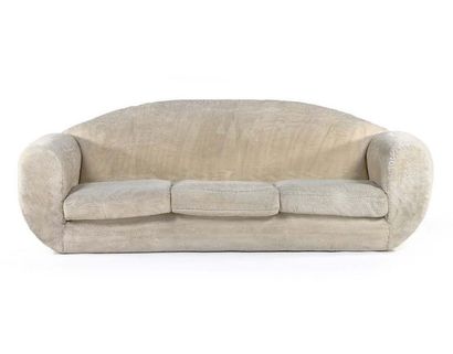 TRAVAIL FRANÇAIS Sofa
Wood, velvet
86 x 257 x 92 cm.
Circa 1970