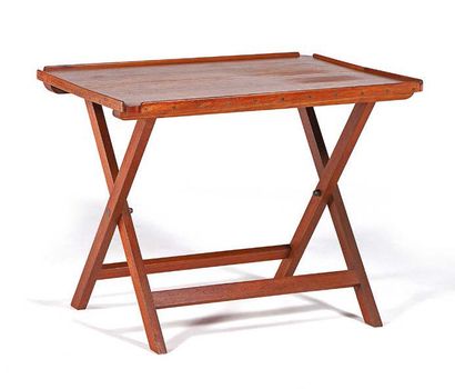 KAARE KLINT (1888-1954) 
Table
Teak, brass
55 x 54 x 72 cm.
Rud Rasmussen