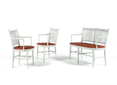 BJØRN WIINBLAD (XX) 
Paire de fauteuils et banc
Bois, cuir
85 x 65 x 67 cm.
85 x...