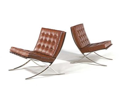Ludwig Mies van der Rohe (1886-1969) 
Paire de fauteuils dits Barcelona
Cuir, acier
73...