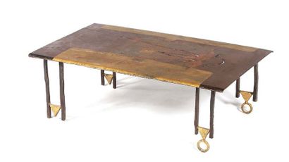 Jean-Jacques ARGUEYROLLES (1954) 
Table
Bronze, iron
37 x 110 x 65 cm.
Circa 199...