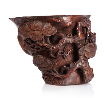 CHINE XVIIIe siècle Bamboo libatory cup, decorated with pine branches.
Diam. 13.5...