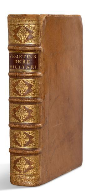 VEGECE (FLAVIUS) 
De Re militari libri. Anvers, Ex Officina Plantiniana Raphelengii,...