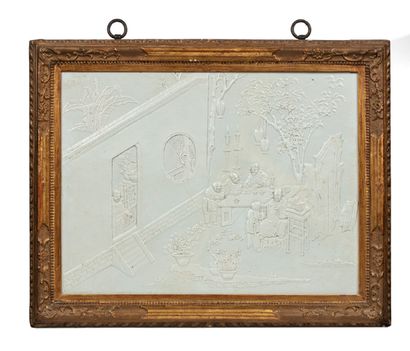 Chine XIXe siècle Important panel in white Chinese porcelain molded under cover with...