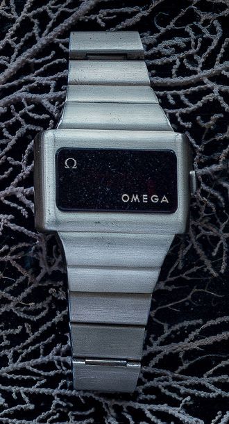 OMEGA Time computer
Vers 1970
Boitier plaqué or 14 carats
Mouvement quartz à affichage...