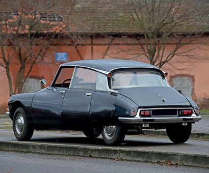 CITROËN DS 20 1972 Super 5 - Collection Francis Staub Good condition
5 speed gearbox
Attractive...