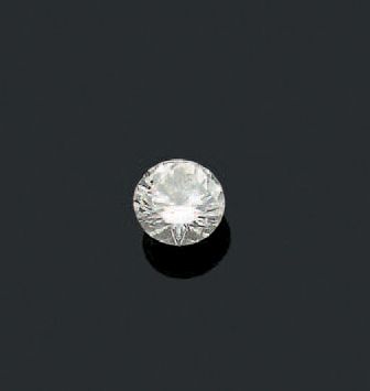 null ROUND DIAMOND brilliant cut
Accompanied by a GIA certificate (1979) stating:
Weight:...