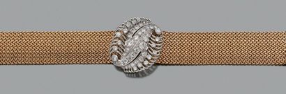 null STRAP SET - watch with hood and matching pair of clips. Antique cut diamonds,...
